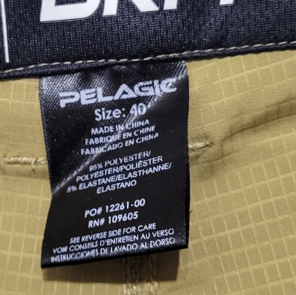 PELAGIC HIGH PERFORMANCE DRI-FLEX HYBRID II FISHING SHORTS MEN'S SIZE 40 - Picture 9 of 15